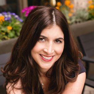 Meet your Posher, Elizabeth